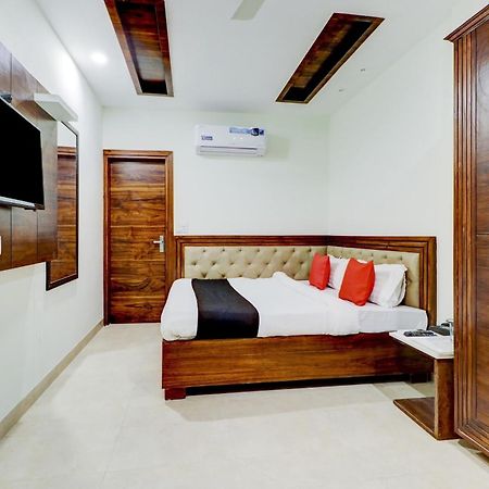 Hotel O Stevia Zirakpur Kültér fotó