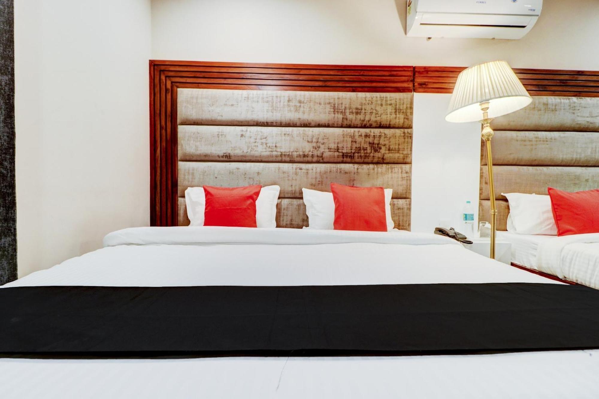 Hotel O Stevia Zirakpur Kültér fotó