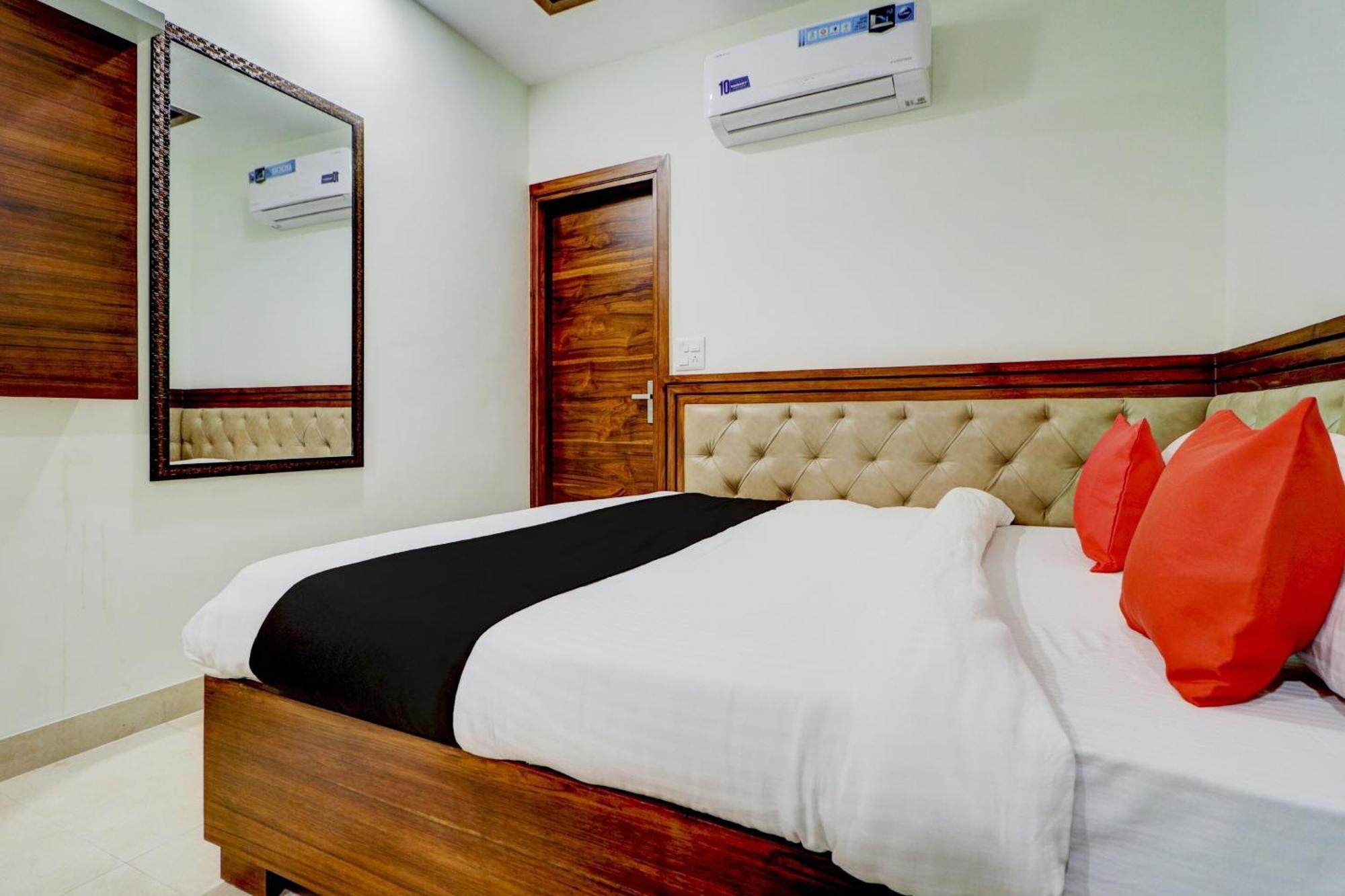 Hotel O Stevia Zirakpur Kültér fotó