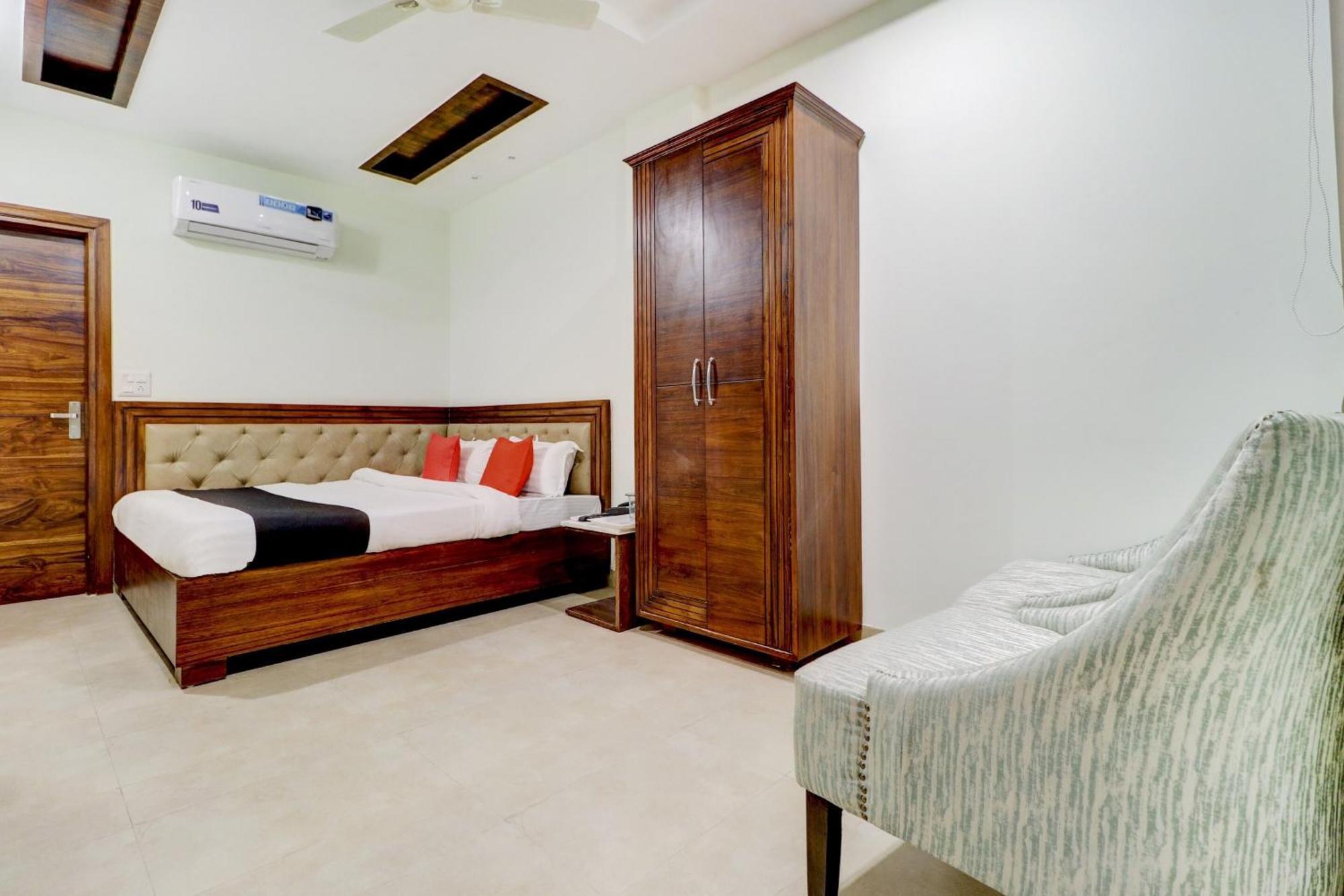 Hotel O Stevia Zirakpur Kültér fotó